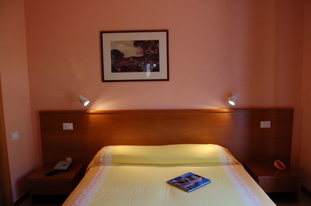 Hotel Marelba Cavo Luaran gambar