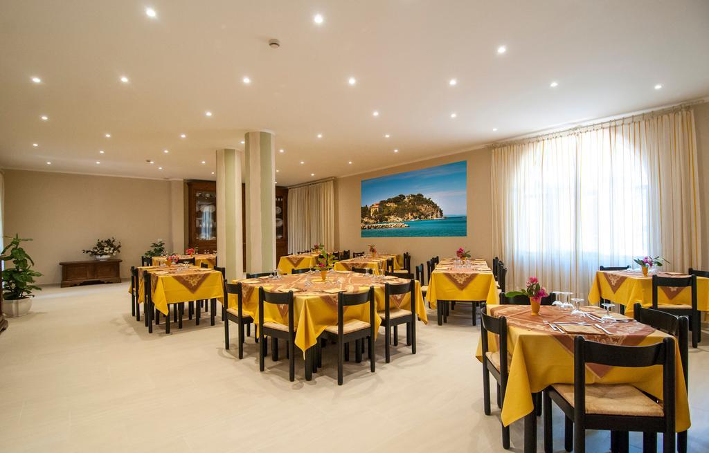 Hotel Marelba Cavo Luaran gambar
