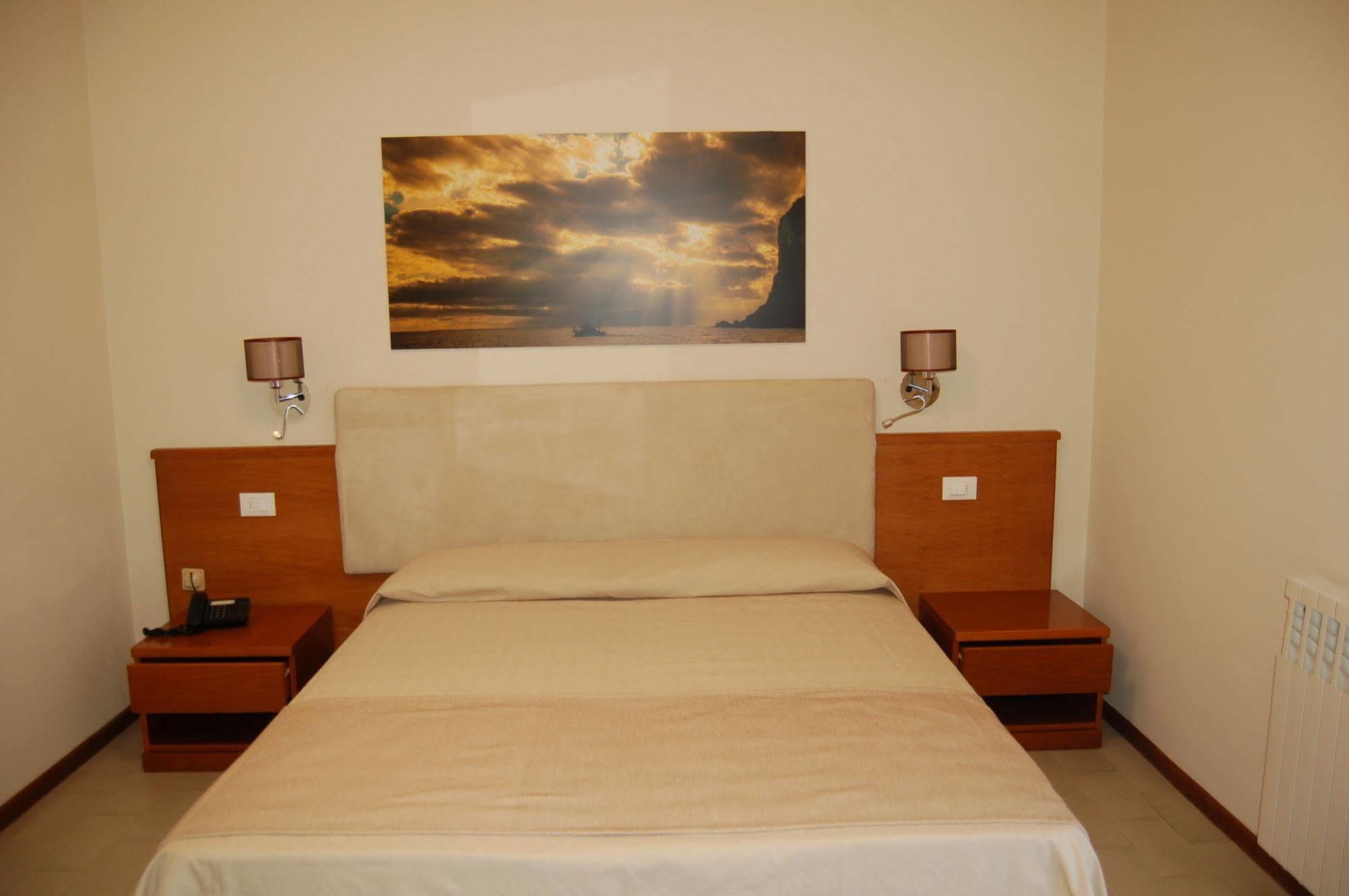 Hotel Marelba Cavo Luaran gambar