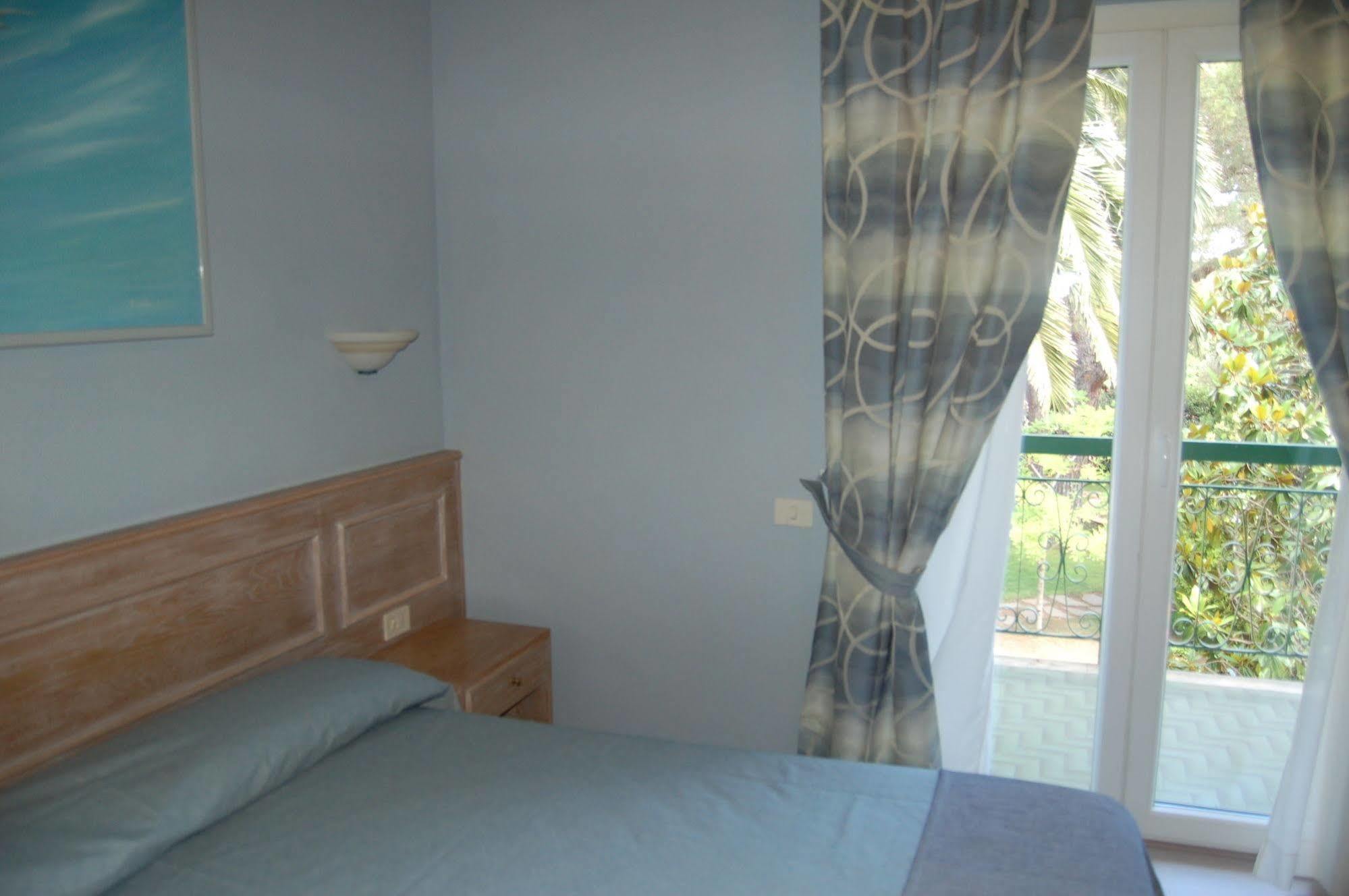 Hotel Marelba Cavo Luaran gambar